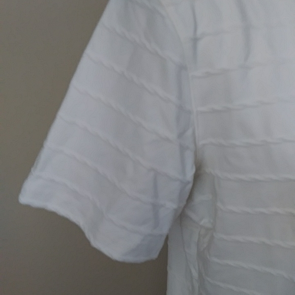 Talbots Stretch Short Sleeve Pattern White Top - Picture 6 of 13